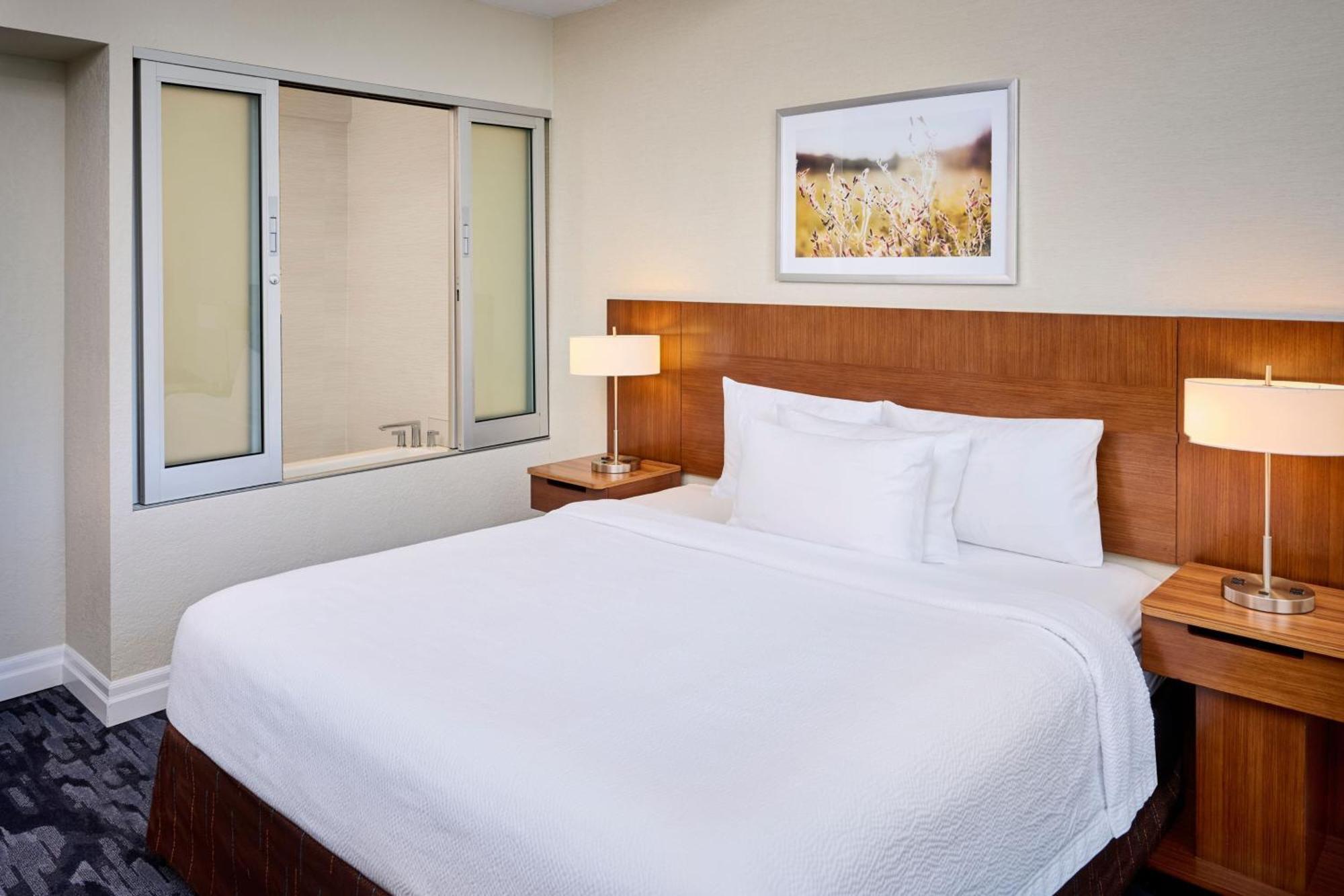 Fairfield Inn & Suites By Marriott Ottawa Kanata Экстерьер фото