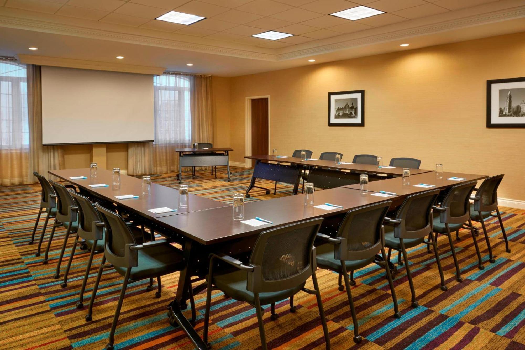 Fairfield Inn & Suites By Marriott Ottawa Kanata Экстерьер фото