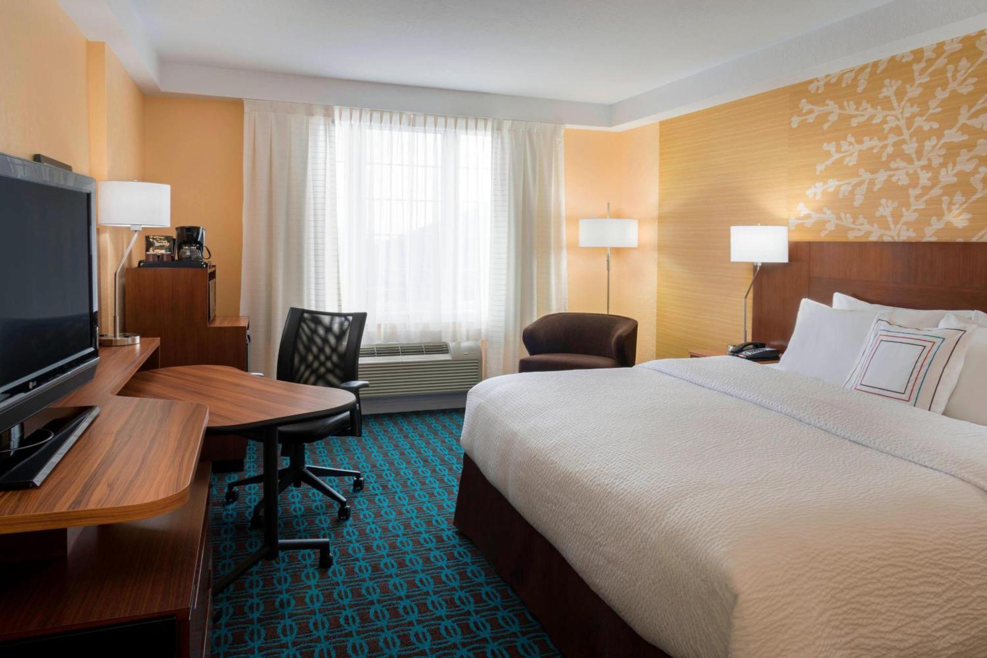 Fairfield Inn & Suites By Marriott Ottawa Kanata Экстерьер фото